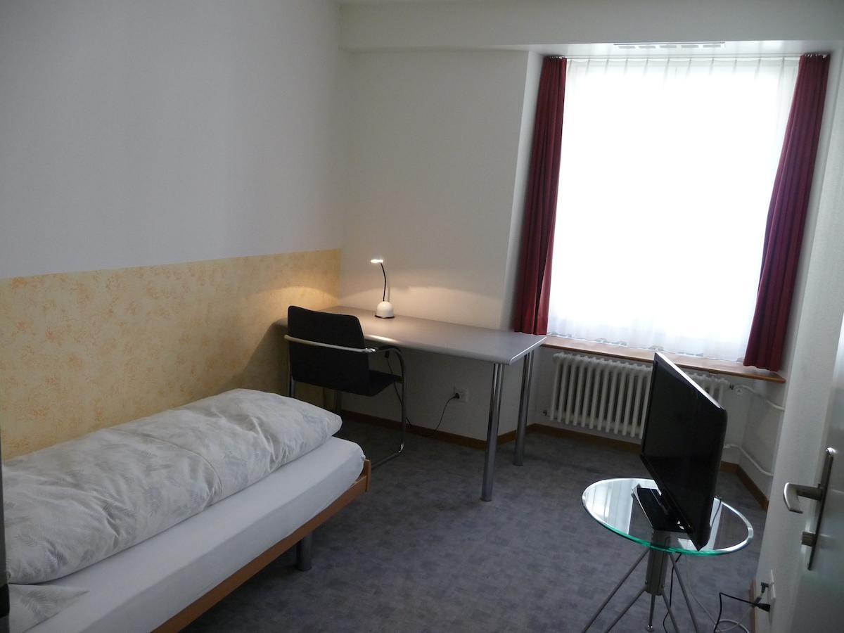 Gasthof Baeren Schinznach Dorf Room photo